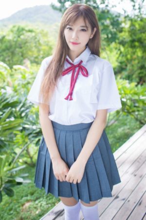 在公交车上弄到高c了公交车视频